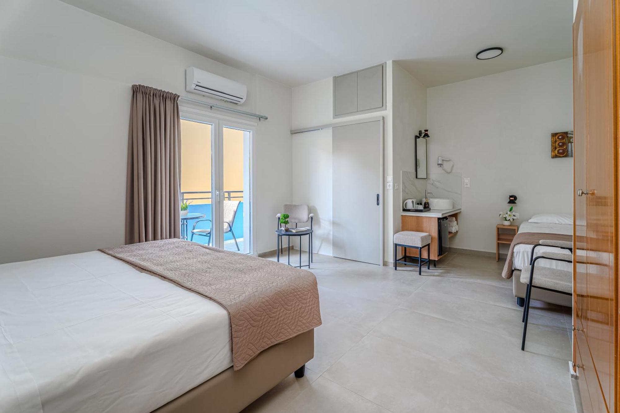 Emi Seaside Amoudara Lasithiou